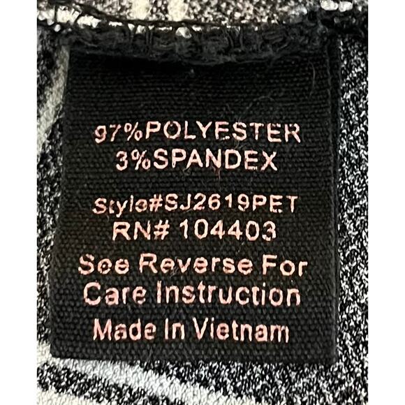 50th STREET PETITE SHORT SLEEVE BLOUSE, WOMENS, PL, BLACK & WHITE SQUARE PATTERN - Picture 9 of 10